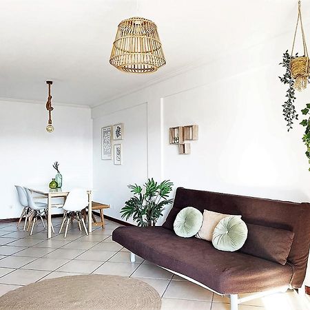 Green House Free Netflix And Garage Aveiro Luaran gambar