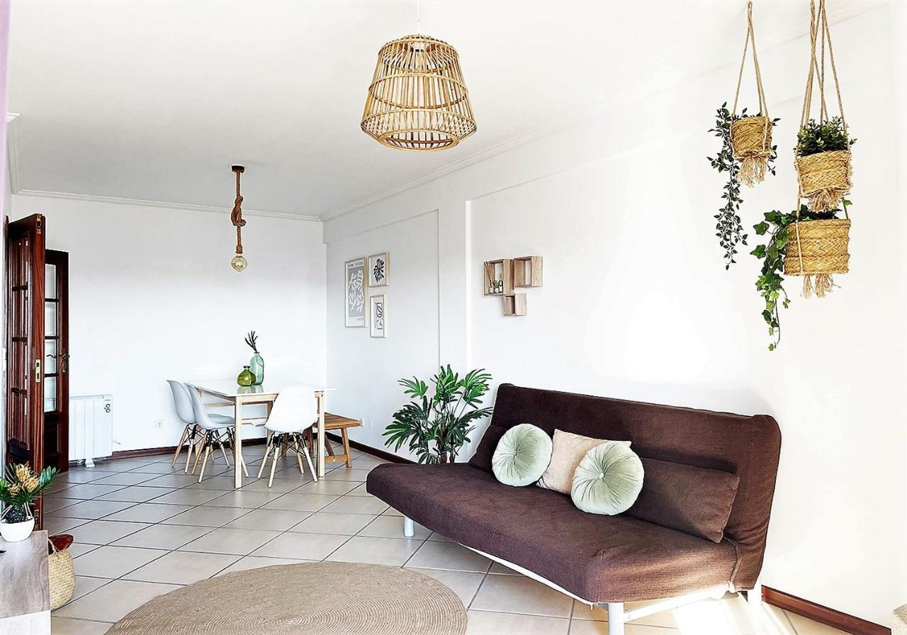 Green House Free Netflix And Garage Aveiro Luaran gambar